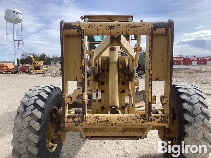 1994-caterpillar-140g-vhp-image-11