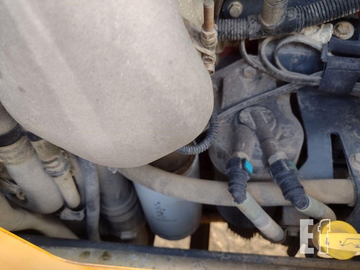 2018-gehl-rs8-42-image-28