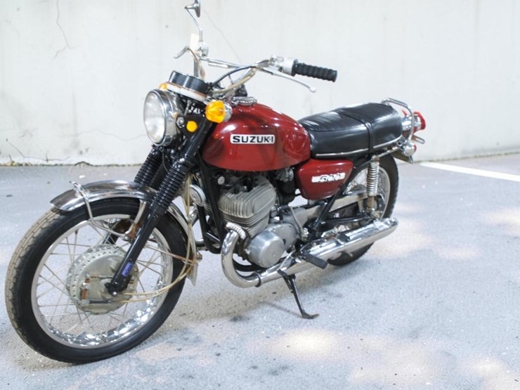 1971-suzuki-t500-titan-motorcycle-image-5
