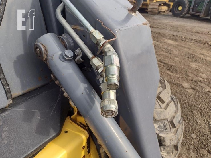 2001-new-holland-ls170-image-20