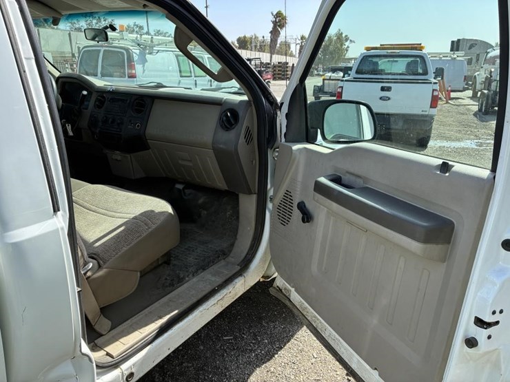 2008-ford-f250-image-14