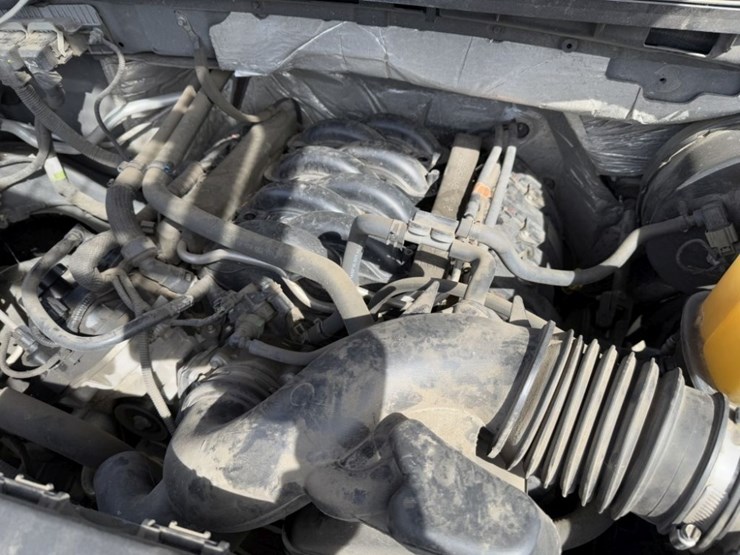 2014-ford-f150-xl-image-13