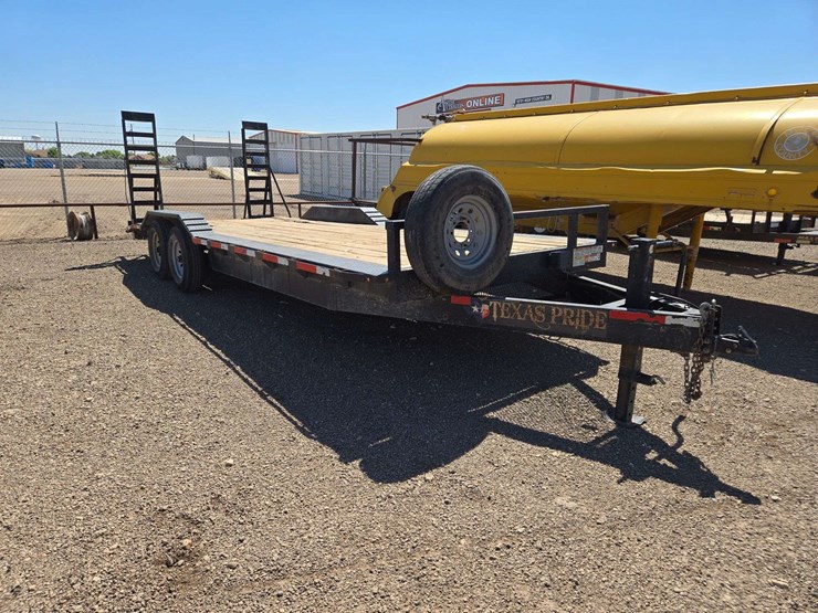 2021-texas-pride-image-3