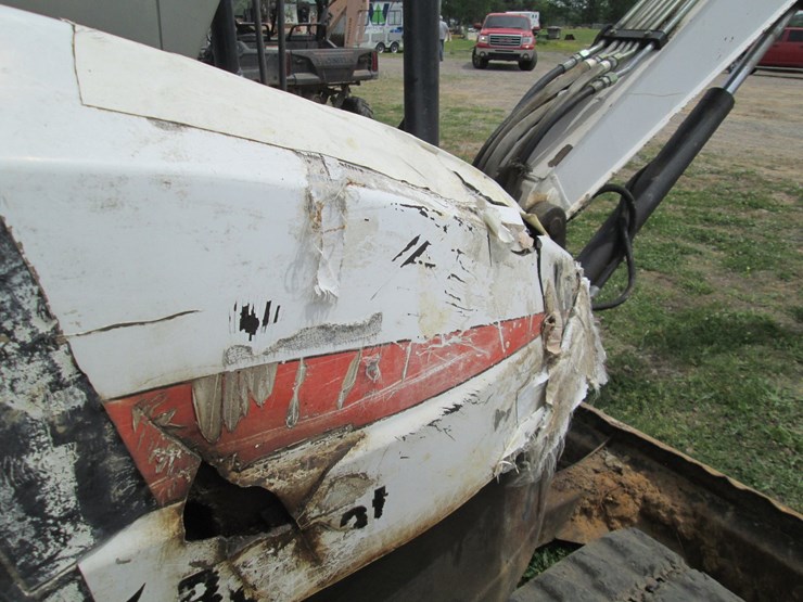 2016-bobcat-e35-image-16