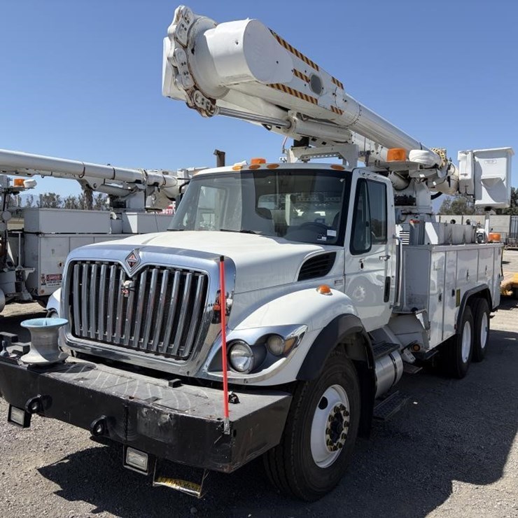 2012 INTERNATIONAL WORKSTAR 7400