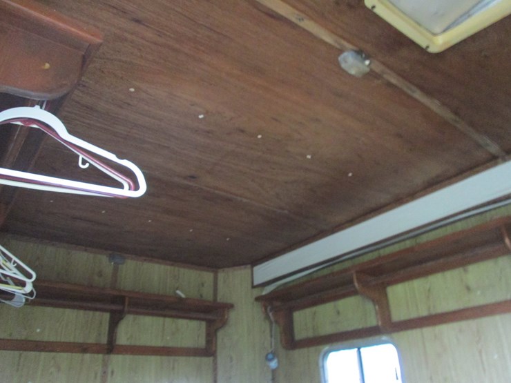 #46187-•-1990-featherlite-g1108-46'-s/a-aluminum-horse-trailer-1fpl38105la912062-image-30