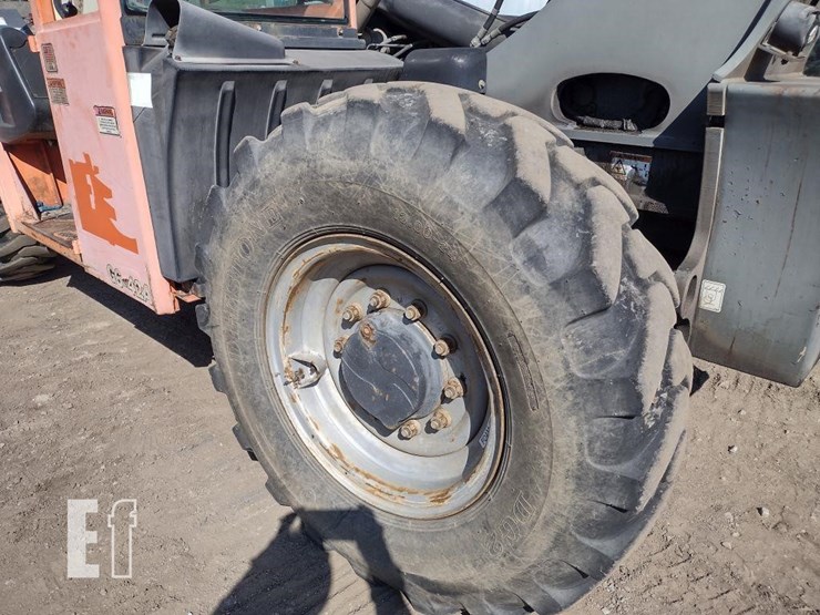 2004-jlg-g6-42a-image-11