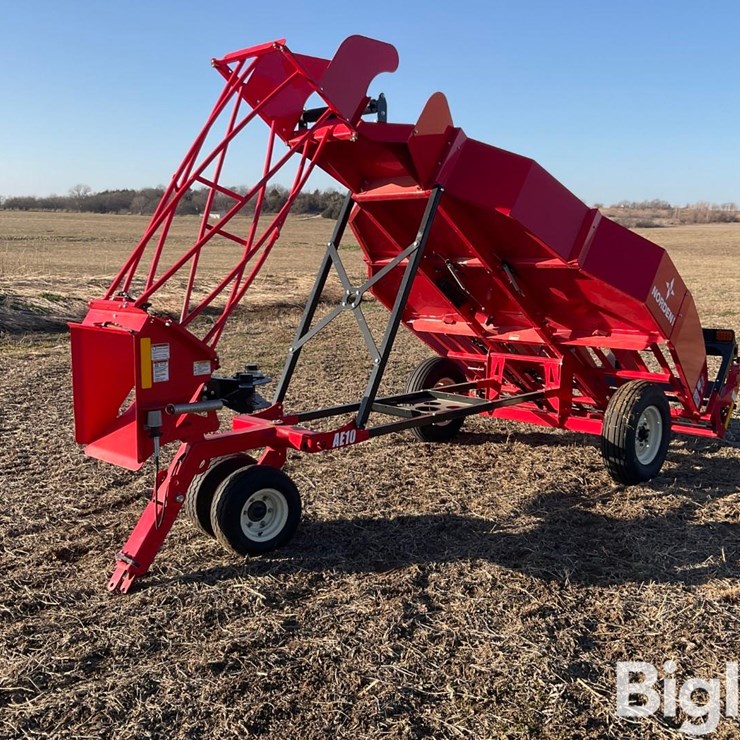 2025 Norden AE10 10-Bale Accumulator