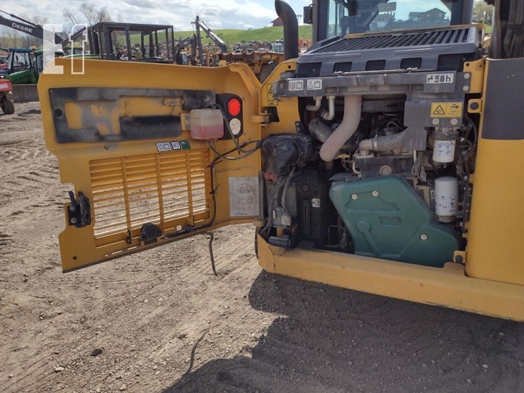 2015-volvo-mct125c-image-31