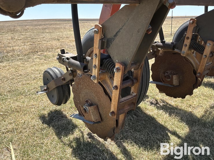 international-400-image-17