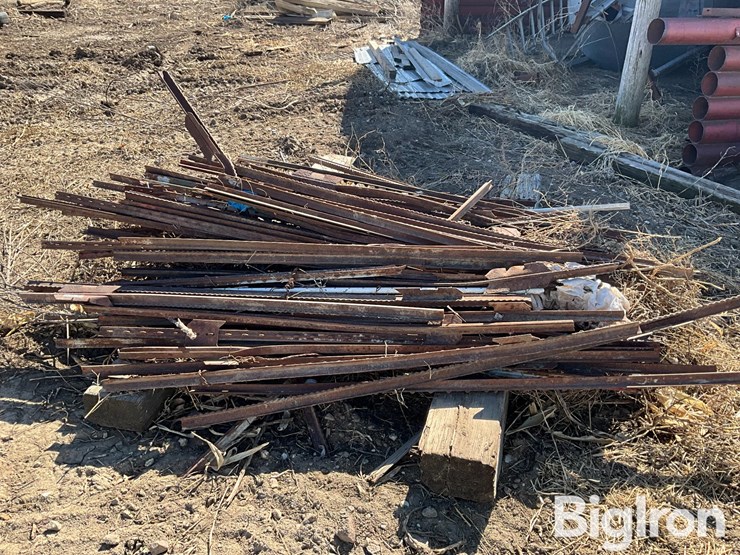 5'-6'-steel-posts-image-7