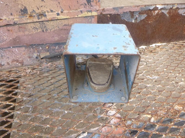 1999-genie-s40-image-14