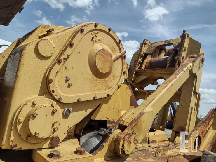 2011-caterpillar-525c-image-28