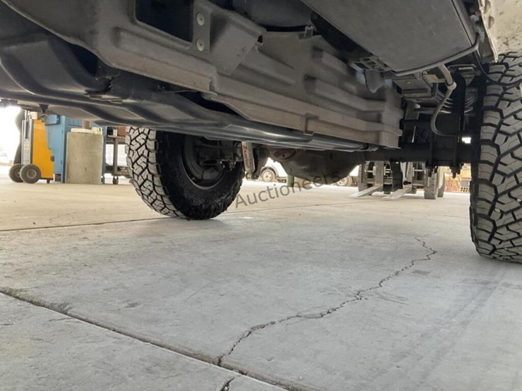 2015-ford-f350-image-28