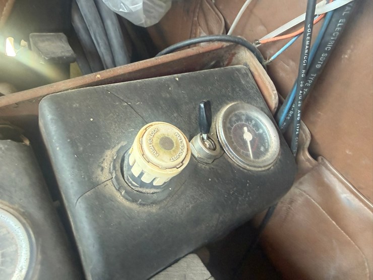 #1119-•-1990-international-navistar-paystar-5000-26'-flat-bed-truck-image-62