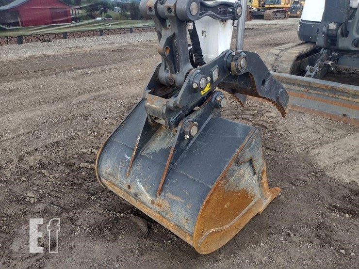 2020-bobcat-e85-image-26