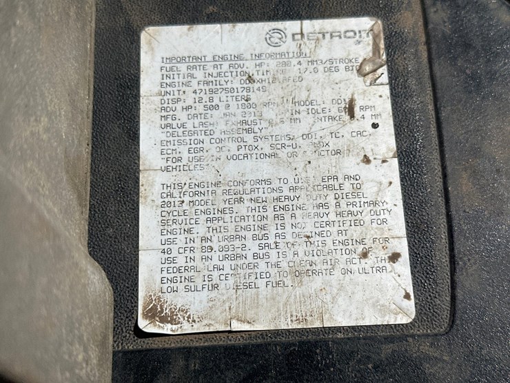 2014-massey-ferguson-8-image-58