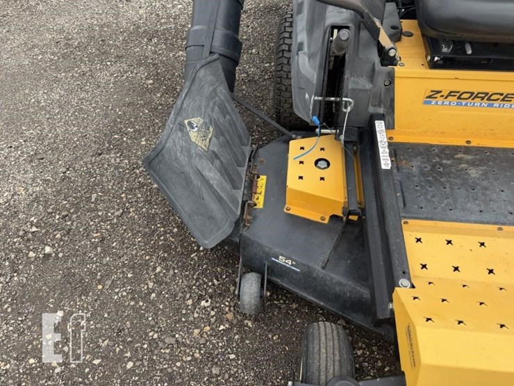 2017-cub-cadet-z-force-l54-image-10