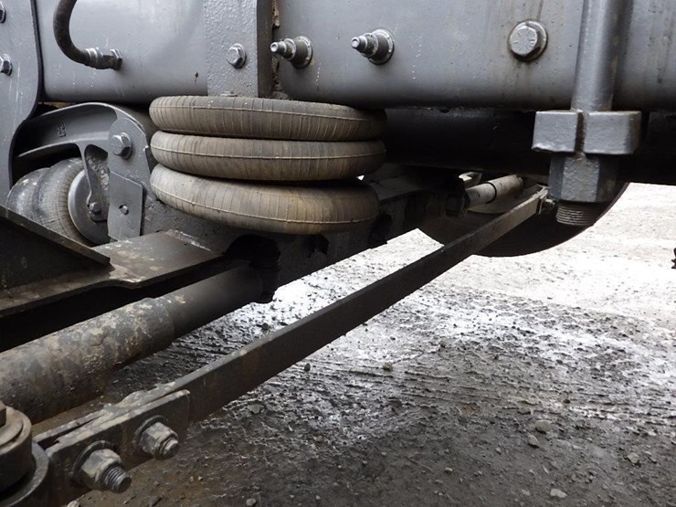 2019-kenworth-t880-image-48