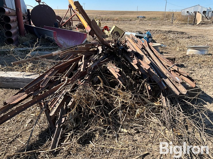 5'-6'-steel-posts-image-10