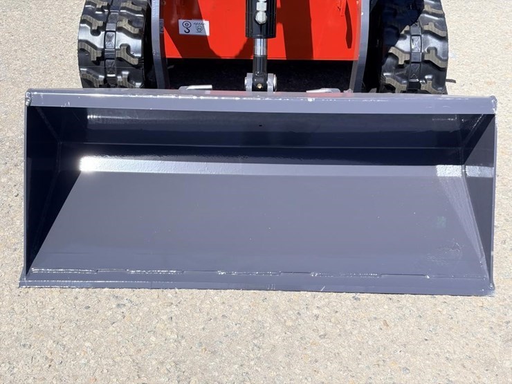 2026-zjg-zj-380-skid-steer-loader-image-5