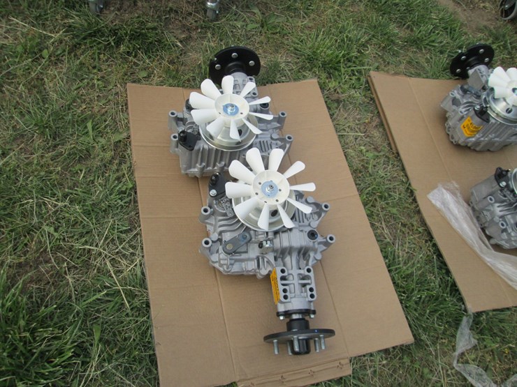 #45971-•-lot-of-(2)-unused-lawn-mower-rear-ends-image-2