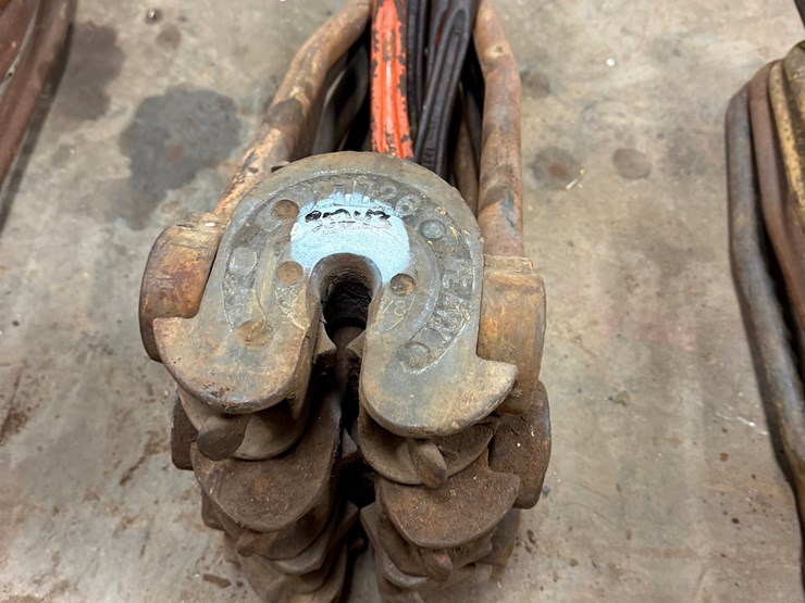 (4)-oil-country-rod-elevators-&-(4)-rod-wrenches-image-1