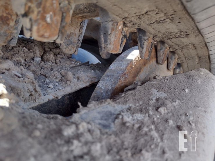 2015-volvo-mct125c-image-26