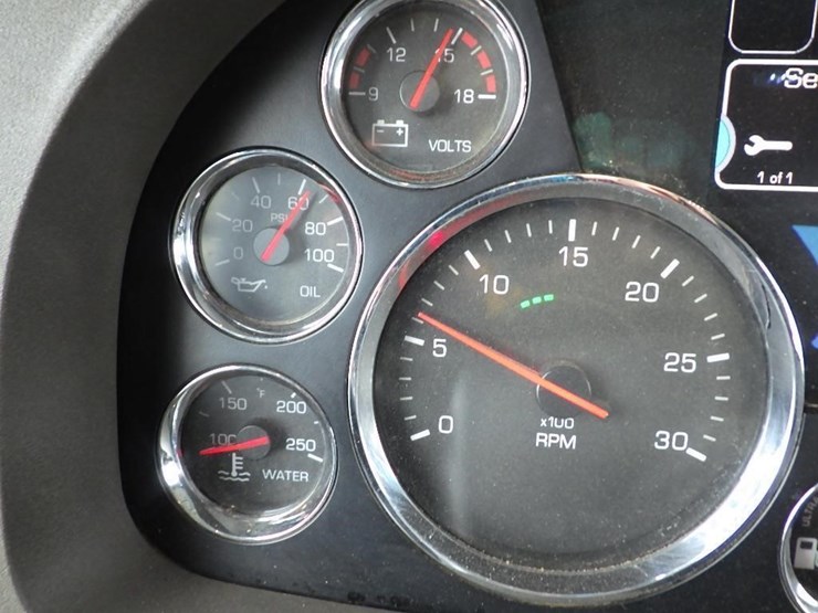 2017-kenworth-t800-image-69