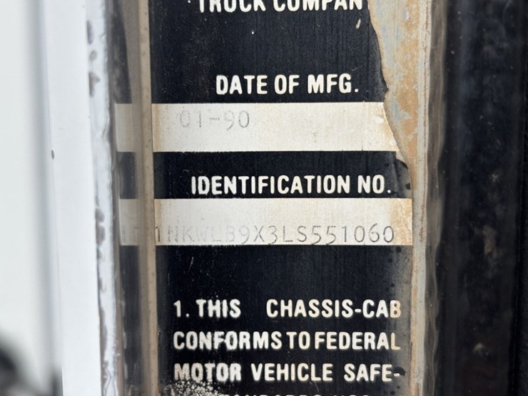 1990-kenworth-w900-image-45