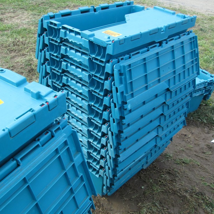 #45996 • Lot of (10) Storage Totes