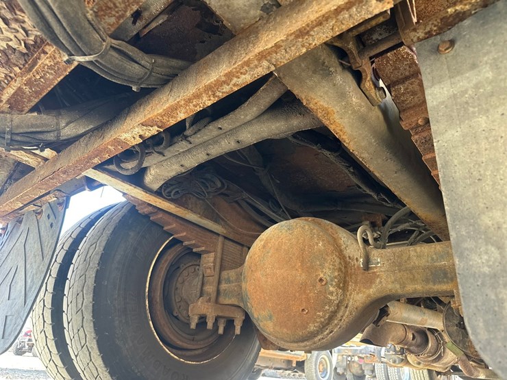 2009-international-durastar-4300-image-72