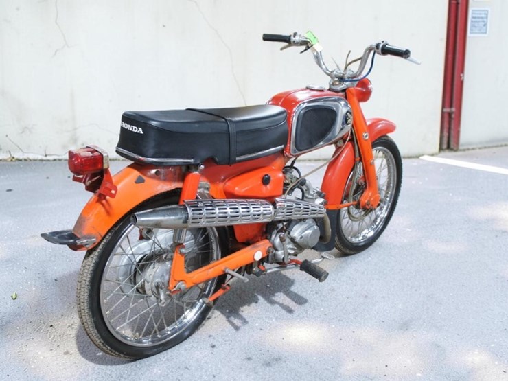 1965-honda-c110-super-cub-motorcycle-image-3