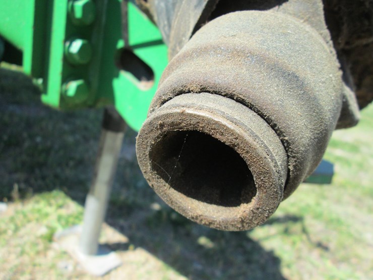 2019-john-deere-460m-image-35