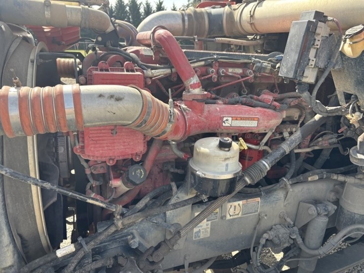 2013-kenworth-t800-image-15