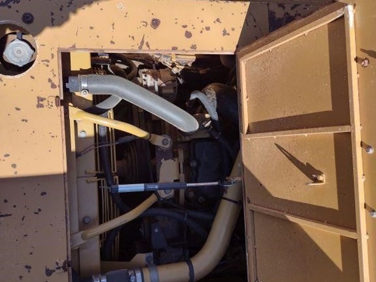 2009-morooka-mst3000vd-image-31