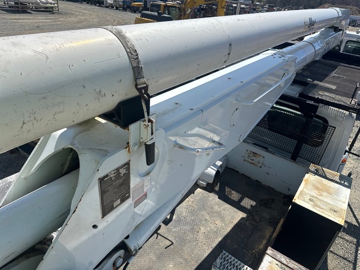 2009-international-durastar-4300-image-26