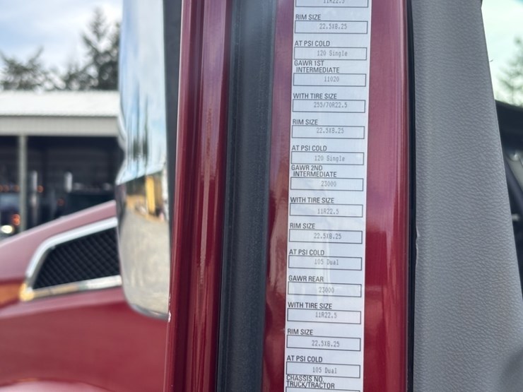 2019-kenworth-t880-image-43