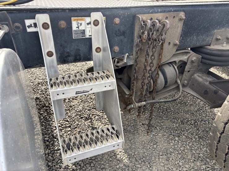 2019-kenworth-t880-image-22