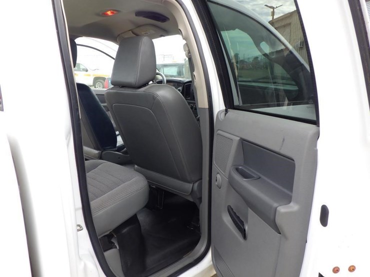 2007-dodge-ram-1500-image-8