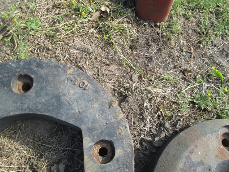 #36756-•-lot-of-(2)-400lbs-rear-wheel-weights-image-4
