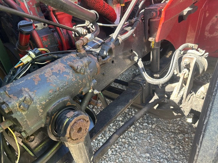 2004-massey-ferguson-8-image-54