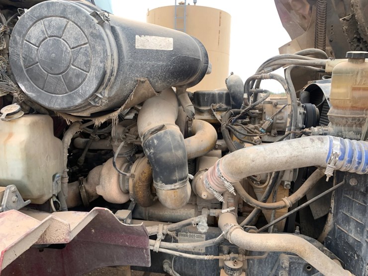 2007-caterpillar-c15-image-10