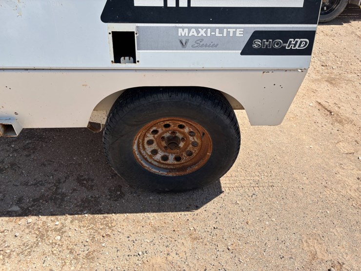 allmand-bros-maxi-lite-v-image-6