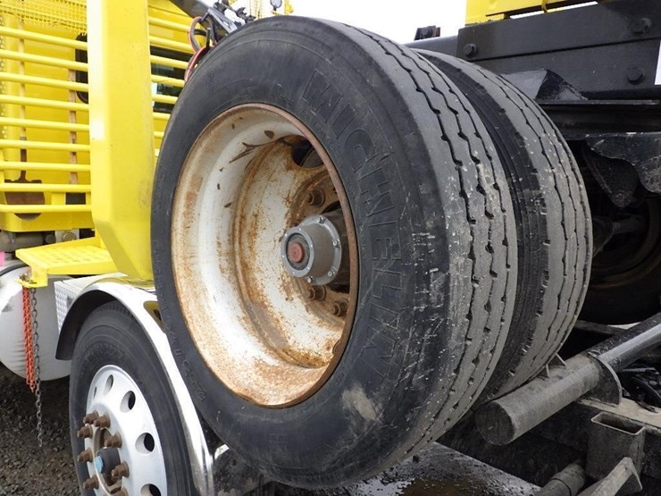 2008-kenworth-t800-image-22