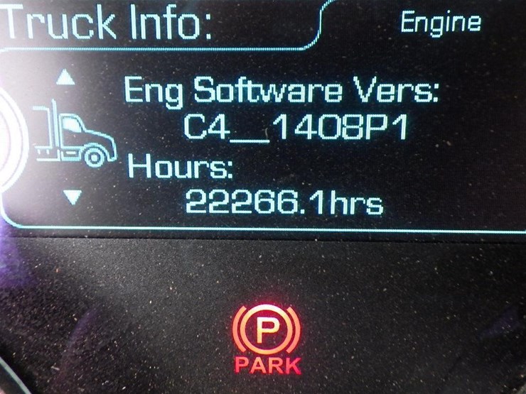2017-kenworth-t800-image-90