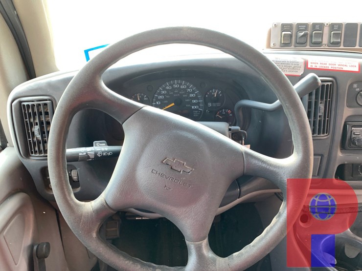 1999-chevrolet-express-passenger-bus-image-8