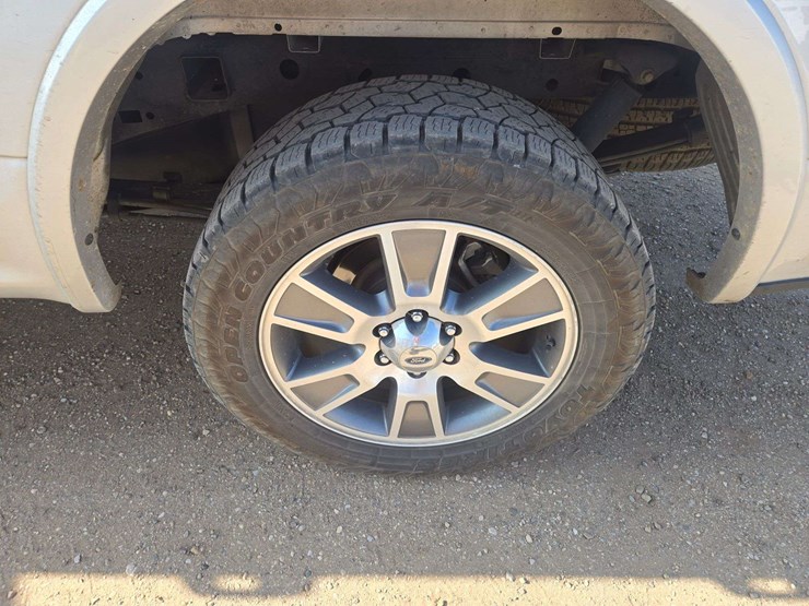 2017-ford-f150-xl-image-5