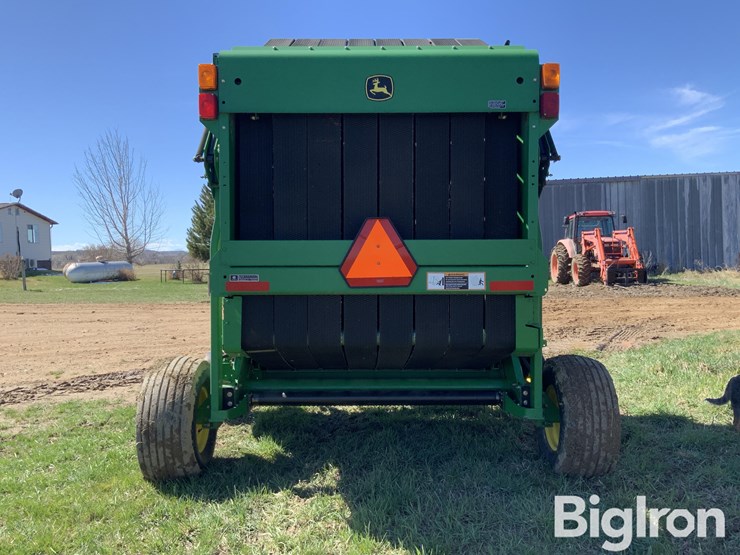 2010-john-deere-568-image-6