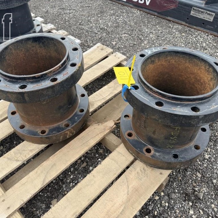 NEW HOLLAND SPACERS